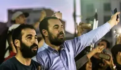 المعتقل نبيل احمجيق يتلقى خبراً ساراً داخل السجن